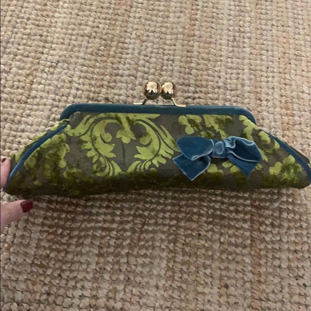 Trina Turk clutch small damask print